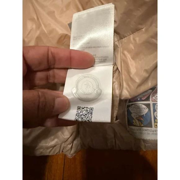 Women's Moncler Pink Velvet Puffer Jacket Size S with Beige Lining - Picture 9 of 13